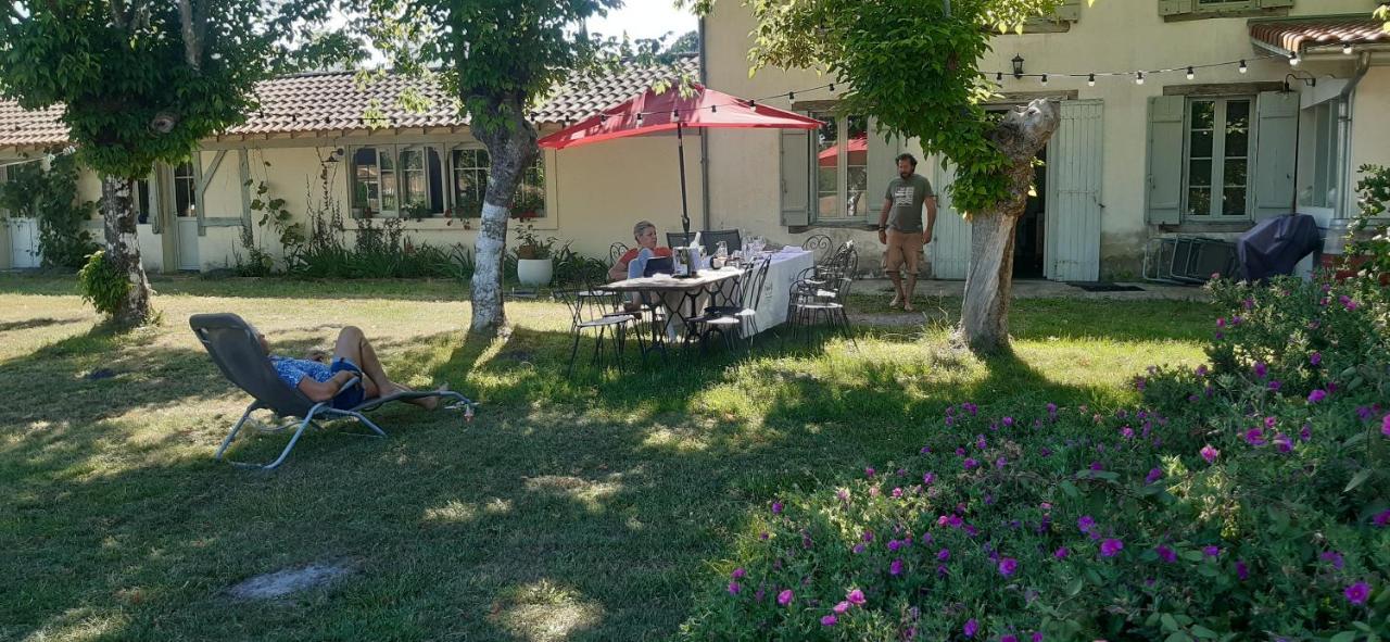 ホテル Domaine De L'Escuderia パランティ・アン・ボルヌ エクステリア 写真